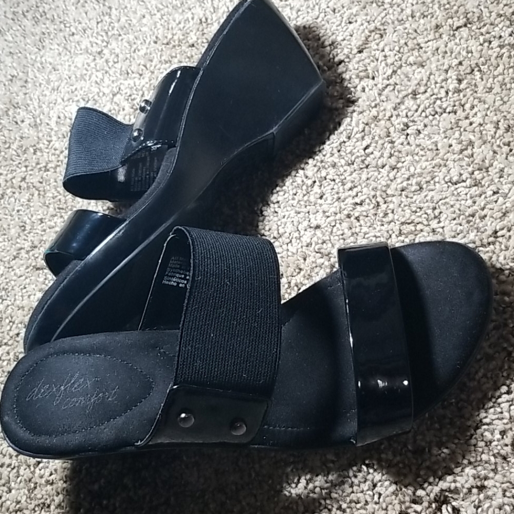 Dexflex comfort sandals - Picture 2 of 4
